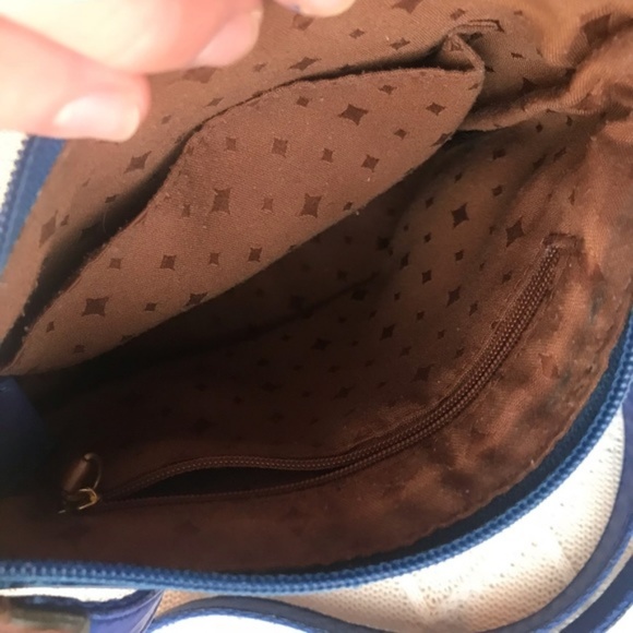 TWO LEATHER FOSSIL SWING-PACKS CROSSBODY BAGS - Picture 7 of 7